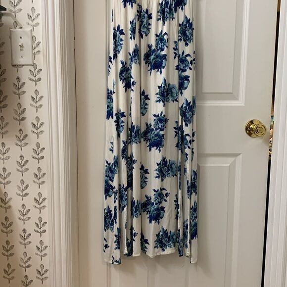 Peach Love lined (mini) floral maxi dress.  On/off shoulder - Picture 2 of 9